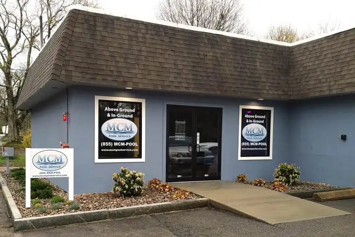MCM Pool Service Shop Exter